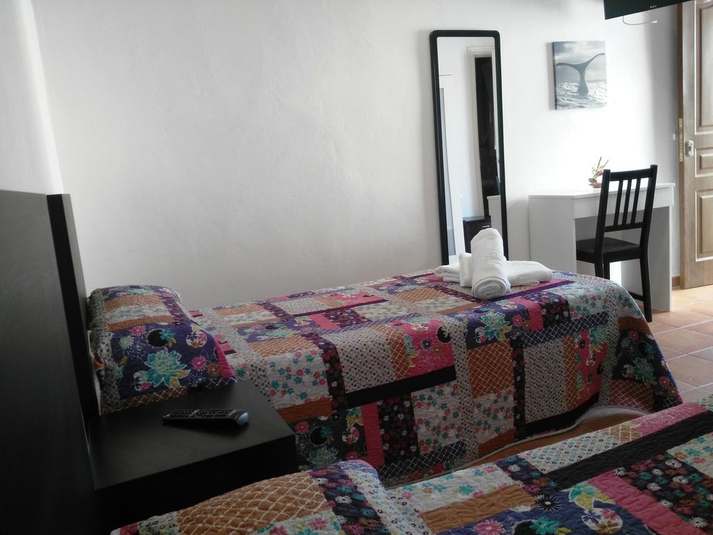 Parrilla Venta El Andaluz Hotel Conil De La Frontera Luaran gambar